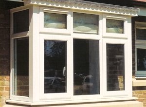 Bay window in white PVC-u